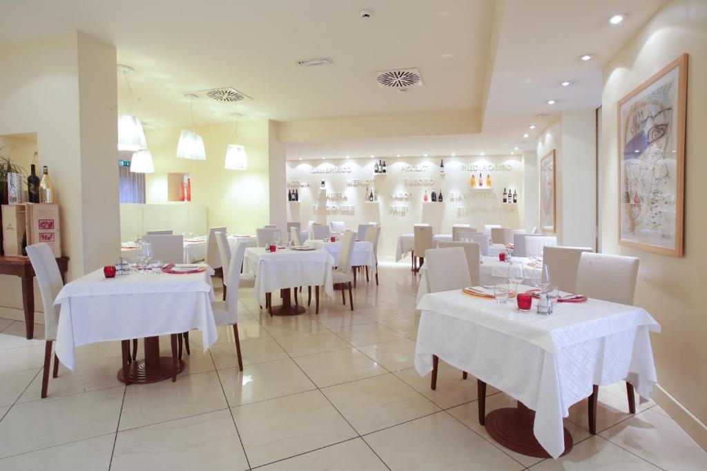 Hotel Touring Fiorano Modenese Luaran gambar