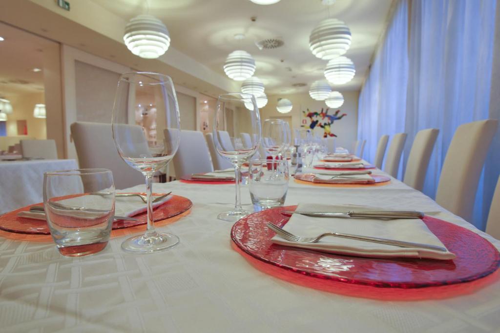 Hotel Touring Fiorano Modenese Luaran gambar